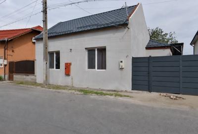 Casă individuală cu 4 camere în Grădiște