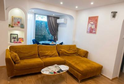 Apartament cu 2 camere decomandat în Primăverii