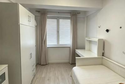 Apartament 3 camere | 72 mp | Decomandat | 2 băi | Balcon închis | Etaj 2/4 - 5