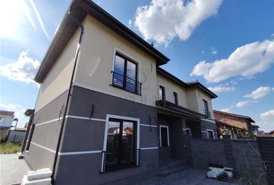 Duplex cu 5 camere în Moșnița Nouă