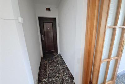 Apartament 3 camere decomandate, zona Piata Sud - 12