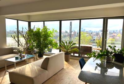 Apartament cu 3 camere semidecomandat, mobilat în Doamna Ghica
