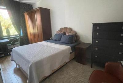 Apartament cu 3 camere în Universitate