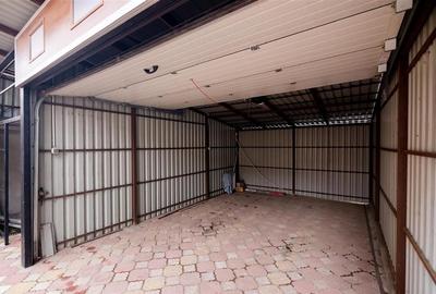 RECO Casa  cu 4 camere la 5 minute de centru (Olosig) -Oradea-curte si acces aut - 30