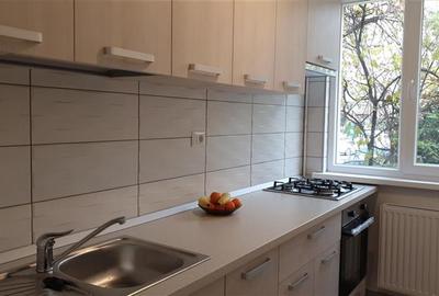 Inchiriez garsoniera spatioasa Bucuresti, mobilata si utilata modern - 12