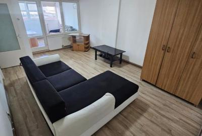 Apartament cu 2 camere decomandat în Griviței