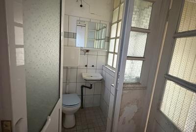 Casa de vânzare - Constanta - 6 CAMERE- 203 mp. totali - 25