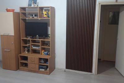 NOU PE PIATA! Apartament 2 camere in zona McDONALDS la etajul 2/4 - 3