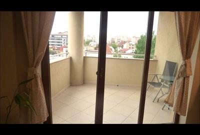 Închiriere Apartament cu 2 camere, bloc nou 2010, parcare subterana, terasa mare - 7