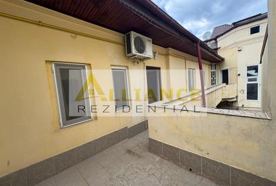 Apartament cu 2 camere decomandat, mobilat în Vitan