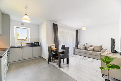 Apartament cu 2 camere semidecomandat în Tractorul