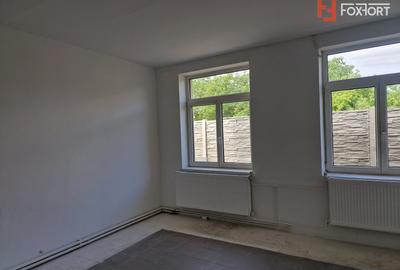 Spatiu comercial cu 16 incaperi - zona Mehala - 15