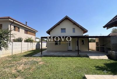 Casă individuală cu 4 camere în Plopi