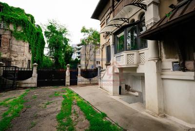 Apartament in vila - demisol inalt - de vanzare in zona Parcul Carol - 1
