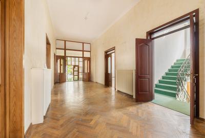 Una dintre puținele clădiri individuale cu curte proprie din Peninsula Constanța - 3
