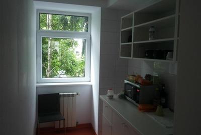 Vanzare spatii birouri - 230 mpc - pret/etaj - 9