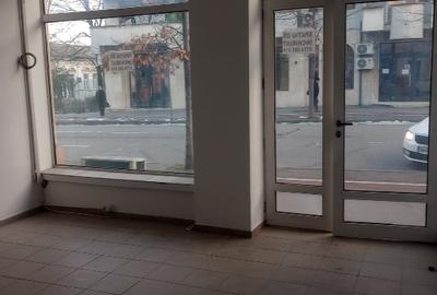Spațiu comercial, 30 mp în Central