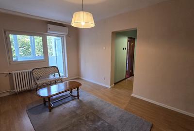 Apartament 4 camere 2 băi  suprafață 85 mp etaj 2/8 an 1982 - 11