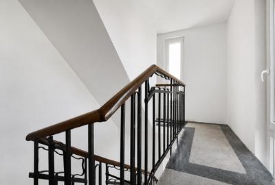 Vilă impunătoare, renovată | Sibiu | 12 camere | 600 mp teren - 24