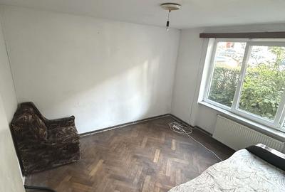 Apartament 3 camere zona Tractorul - 2