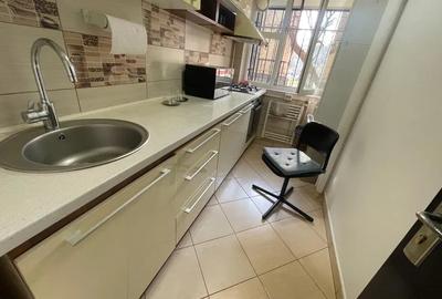 Apartament 2 camere, semidecomandat, 50 mp, zona Resita - 5