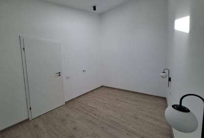 Apartament 2 camere in Vila , Centrala Proprie , Totul Nou L354 - 1