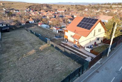 Casa cu 4 camere 123 M² utili + 500 M² teren Sfantu Gheorghe - 1