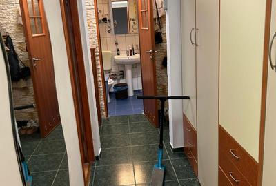 Apartament 2 Camere, Drumul taberei - 4