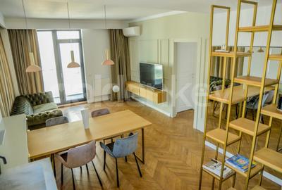Apartament cu 2 camere decomandat, mobilat în Central