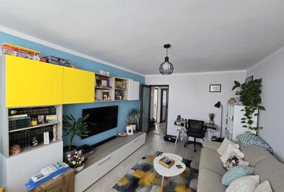 Apartament 3 cam decomandat Alexandru cel Bun/Piata Voievozilor!