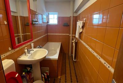 Apartament 2 Camere,Unirii, Metrou,bl.1996,DECOMANDAT,Amenajat,3 balcoane - 9