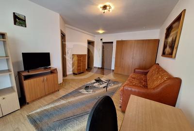 Apartament etaj intermediar / Zona Florilor - 1