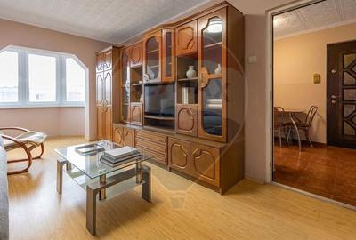 Apartament decomandat, 3 camere,  Lipovei - 1