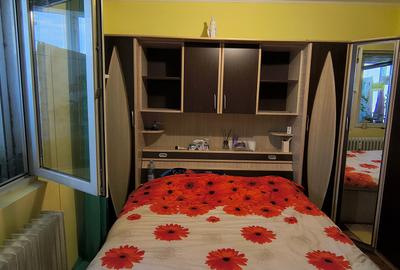 Vânzare apartament 2 camere deosebit Oltenitei BIG - 2