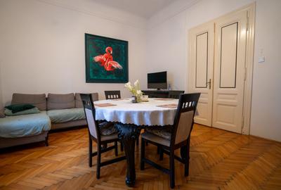 Apartament central de vânzare – la curte comună - Oradea - 3