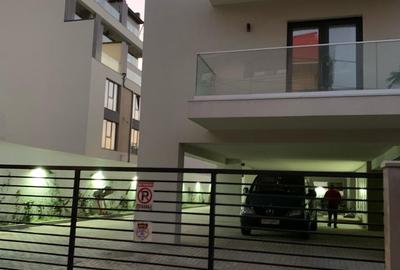 Bucurestii Noi,clădire Boutique nemobilat,bucataria utilată 550 euro plus TVA - 6
