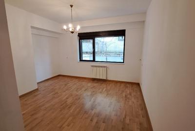 Kiseleff (adiacent), 4 camere de inchiriat,  156 mp, p/5, terasa, curte 150 mp, - 6