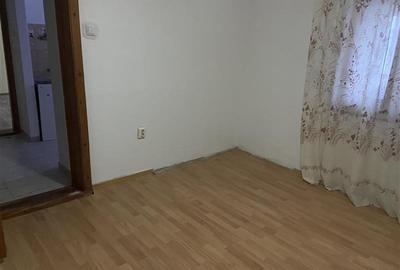 Apartament 2 camere , zona Inspectoratul Scolar , 54 mp , decomandat , liber - 3
