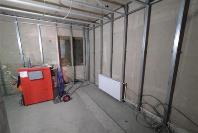 Oravita, Spatiu Com. (Apartament) 89MP, Zona Centrala, Pret Negociabil - 11