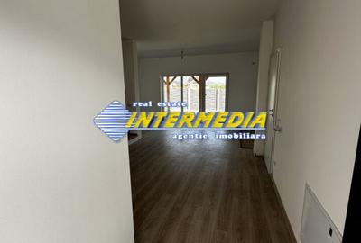 Casă spațioasă de vânzare cu 3 dormitoare și terasă Oarda de Jos, Alba - 3