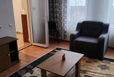 Garsonieră semidecomandată, mobilată în Central