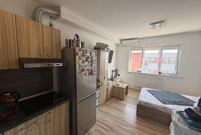 Garsoniera de vanzare in zona UTA - 9