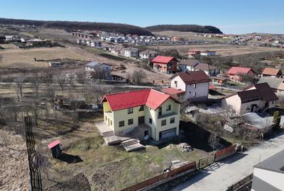 Casă individuală pe 1000 mp teren la preț de duplex:  Strada Iris, Chinteni - 1