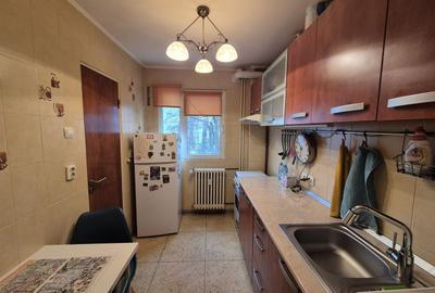 Apartament 3 camere bloc reabilitat Apusului, Pacii, Militari - 6
