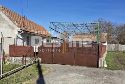 Casă frumoasă - zonă liniștită - 1