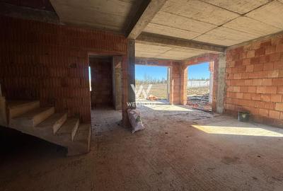 Casa MODERNA cu Garaj si teren 550mp - 2