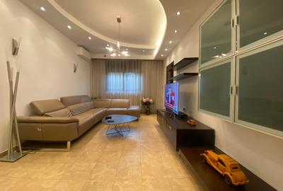 Lovely apartment on 2 levels in a villa in Primaverii - 2