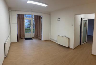 Apartament 2 camere, zona Saturn - 7
