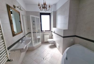 Apartament 4 camere cu tereasa de 160 mp - 22