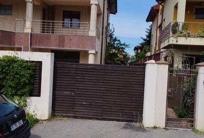 SUPER OCAZIE SE VINDE CASA IN ZONA FUNDENI - 39